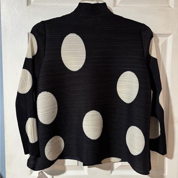 Neslay Black and Cream Polka Dot Accordion Material Jacket from Paris - Picture 5 of 11